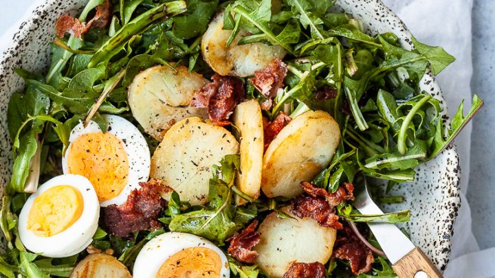 Dandelion Salad with Eggs and Bacon