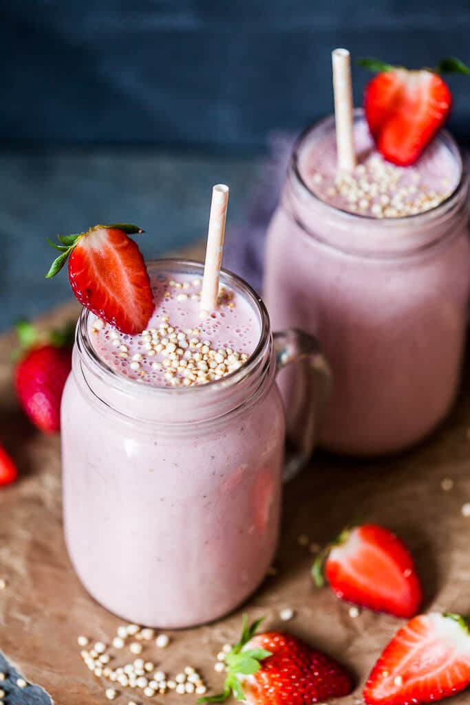 This Strawberry Banana Smoothie is a healthy breakfast option and ideal for an early spring morning. | www.vibrantplate.com