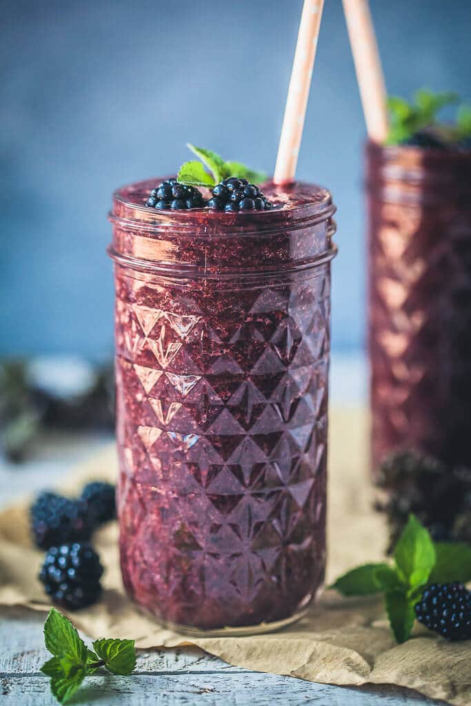A Quick and Healthy drink, this Blackberry Kale Smoothie is packed full of vitamins and antioxidants, dairy-free and vegan! | www.vibrantplate.com