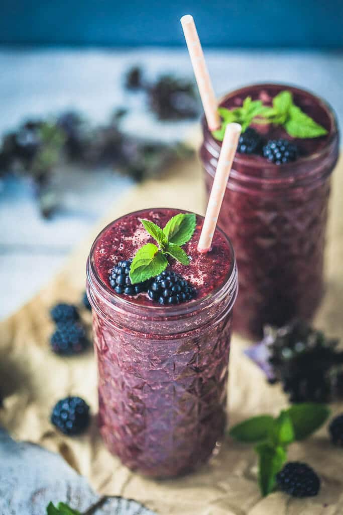 A Quick and Healthy drink, this Blackberry Kale Smoothie is packed full of vitamins and antioxidants, dairy-free and vegan! | www.vibrantplate.com