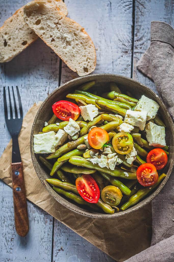 Balsamic Green Beans Salad is an easy summer beans salad, topped with Feta Cheese and a delicious balsamic dressing. | www.vibrantplate.com