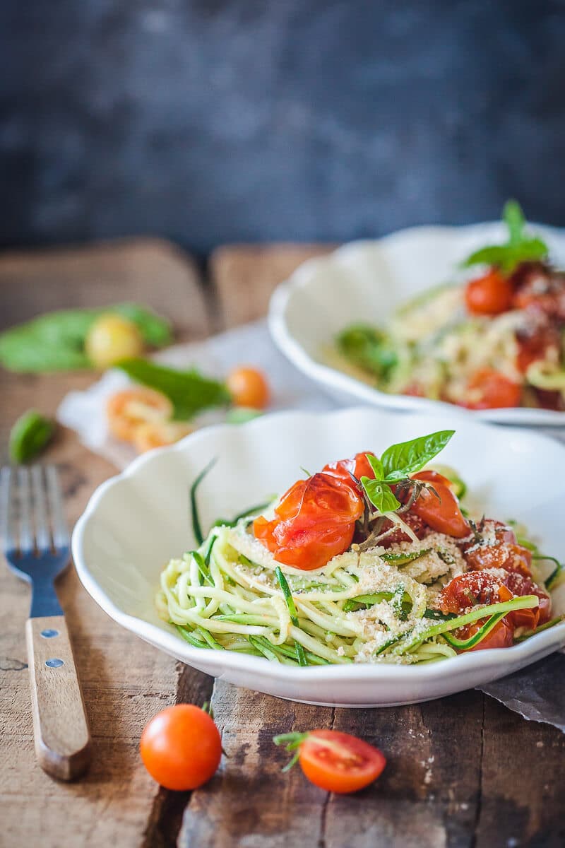 Cherry Tomato Zucchini Noodles are a light & delicious low-carb vegan meal with tons of flavor. | www.vibrantplate.com