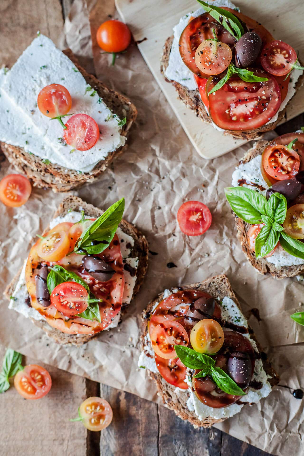 Tomato Wholewheat Sandwiches with Goat's Milk Ricotta are the perfect savory breakfast or a quick snack. Vegetarian and delicious! | Vibrant Plate