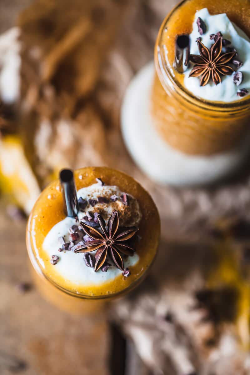 This beautiful golden Turmeric Persimmon Smoothie is your ultimate Fall smoothie! Vegan, Easy & Delicious! | Vibrant Plate