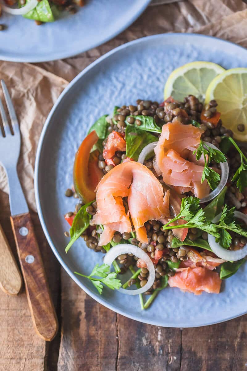 A simple Low-Carb Smoked Salmon Lentil Salad is high in protein and healthy fats. Dairy-free & Gluten-free! | Vibrant Plate