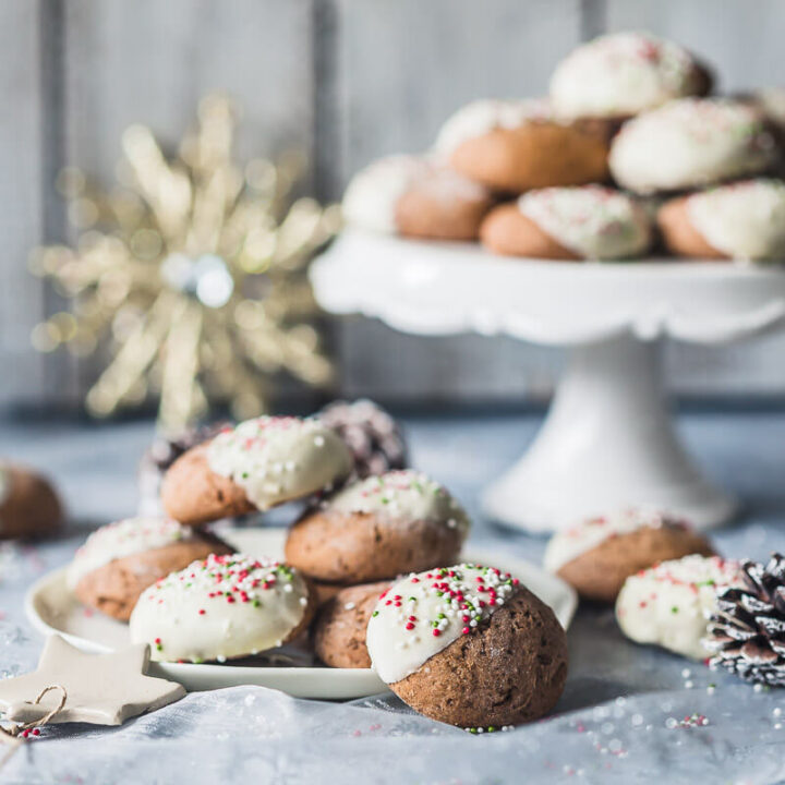These Soft Gingerbread Cookies with White Chocolate are just the perfect holiday treat! Dairy-free & Delicious! | Vibrant Plate