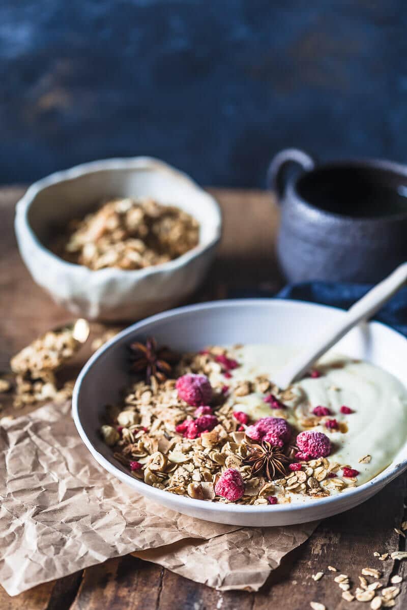 This Gingerbread Hazelnut Granola is simply amazing! Packed full of festive flavors, vegan & gluten-free, plus it's really easy to make. | Vibrant Plate