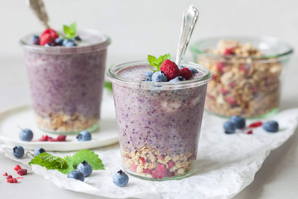 Blueberry Smoothie Chia Pudding {Vegan} Vibrant plate