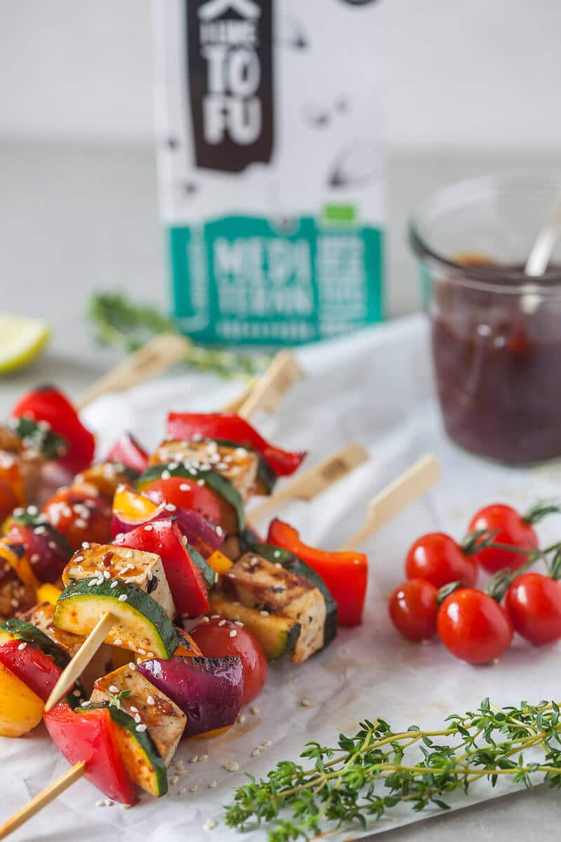 These Vegan Grilled Tofu Skewers are a real breeze to make, ready in just a couple of minutes. Gluten-Free & Low-Carb! | Vibrant Plate