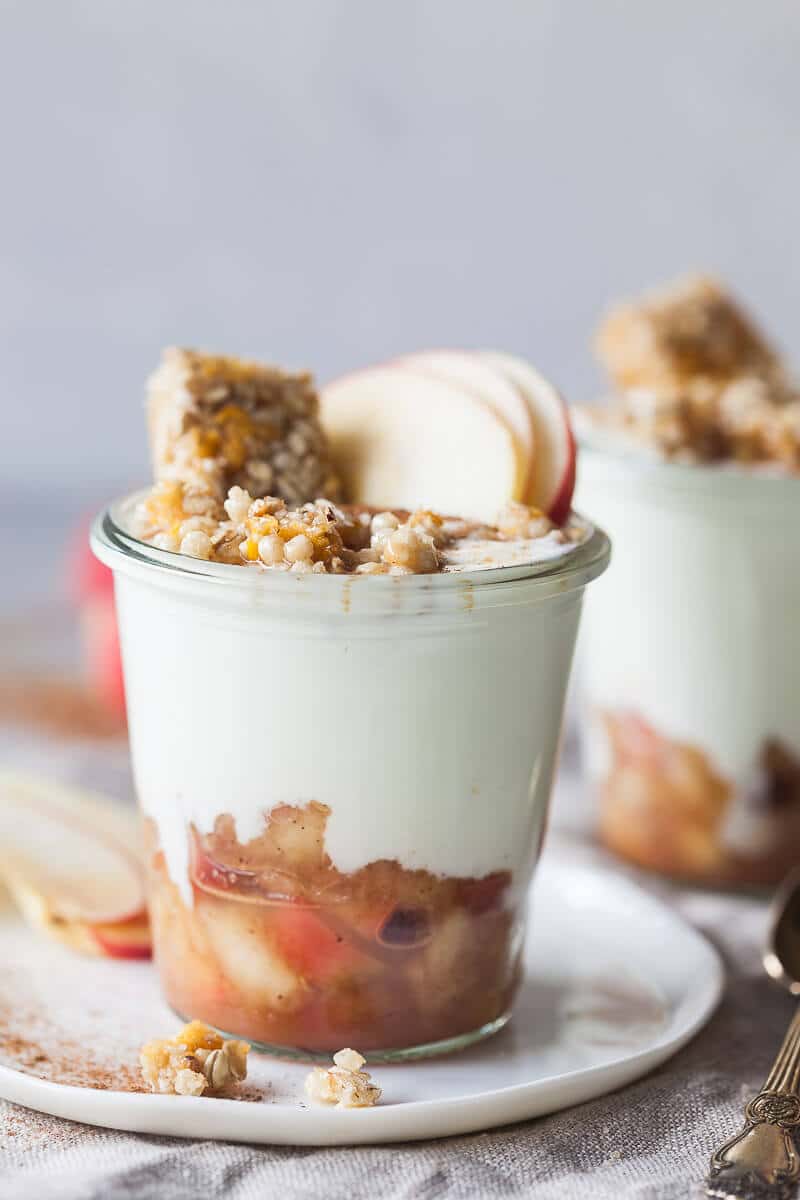 Apple Crisp Yogurt Parfait is a delicious and wholesome early fall breakfast, that is ready in just 15 minutes! | Vibrant Plate