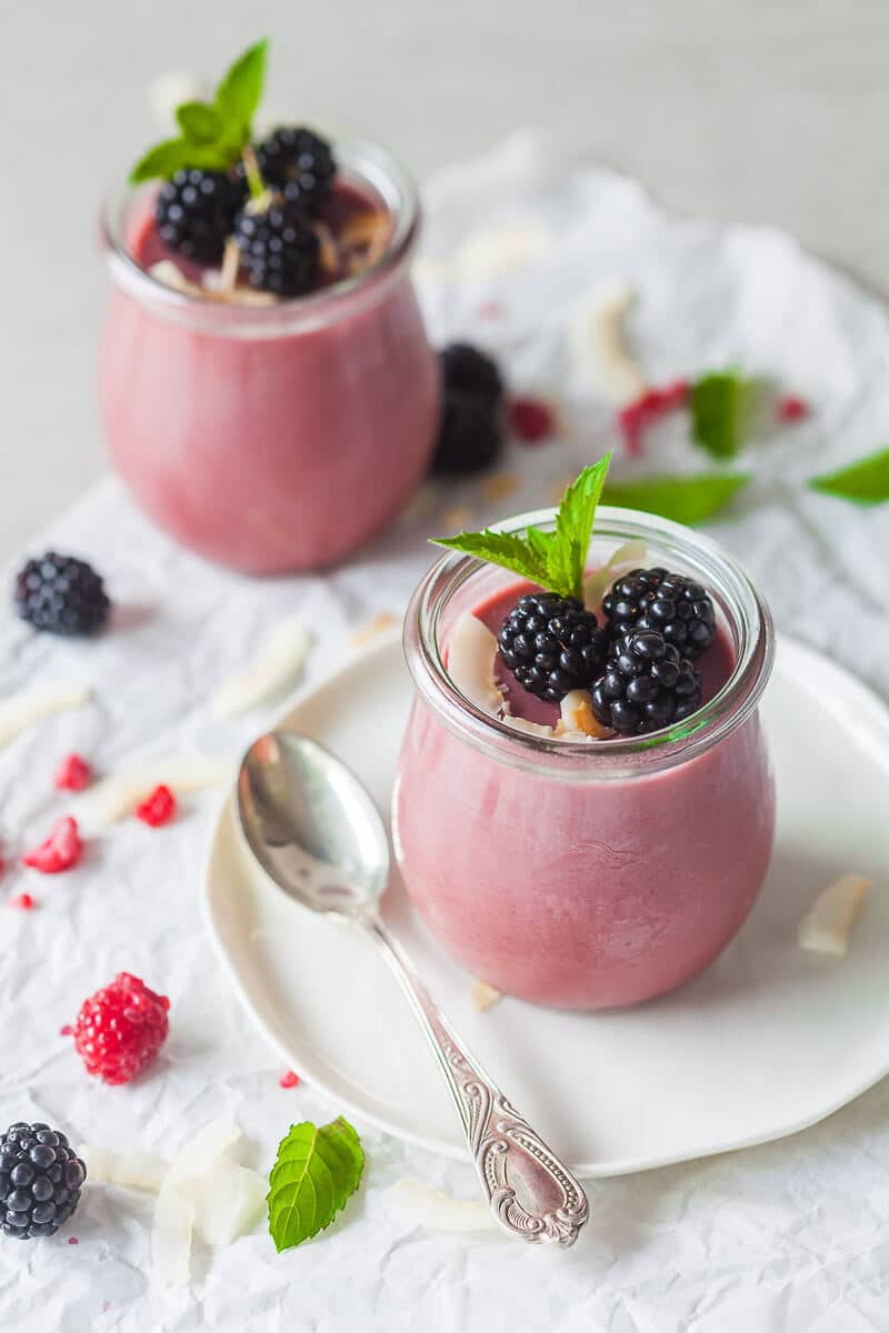 This Blackberry Coconut Vegan Panna Cotta is a refreshing summer dessert made with blackberries and coconut milk. | Vibrant Plate