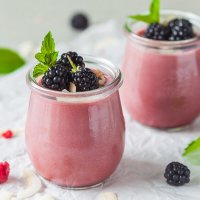 This Blackberry Coconut Vegan Panna Cotta is a refreshing summer dessert made with blackberries and coconut milk. | Vibrant Plate