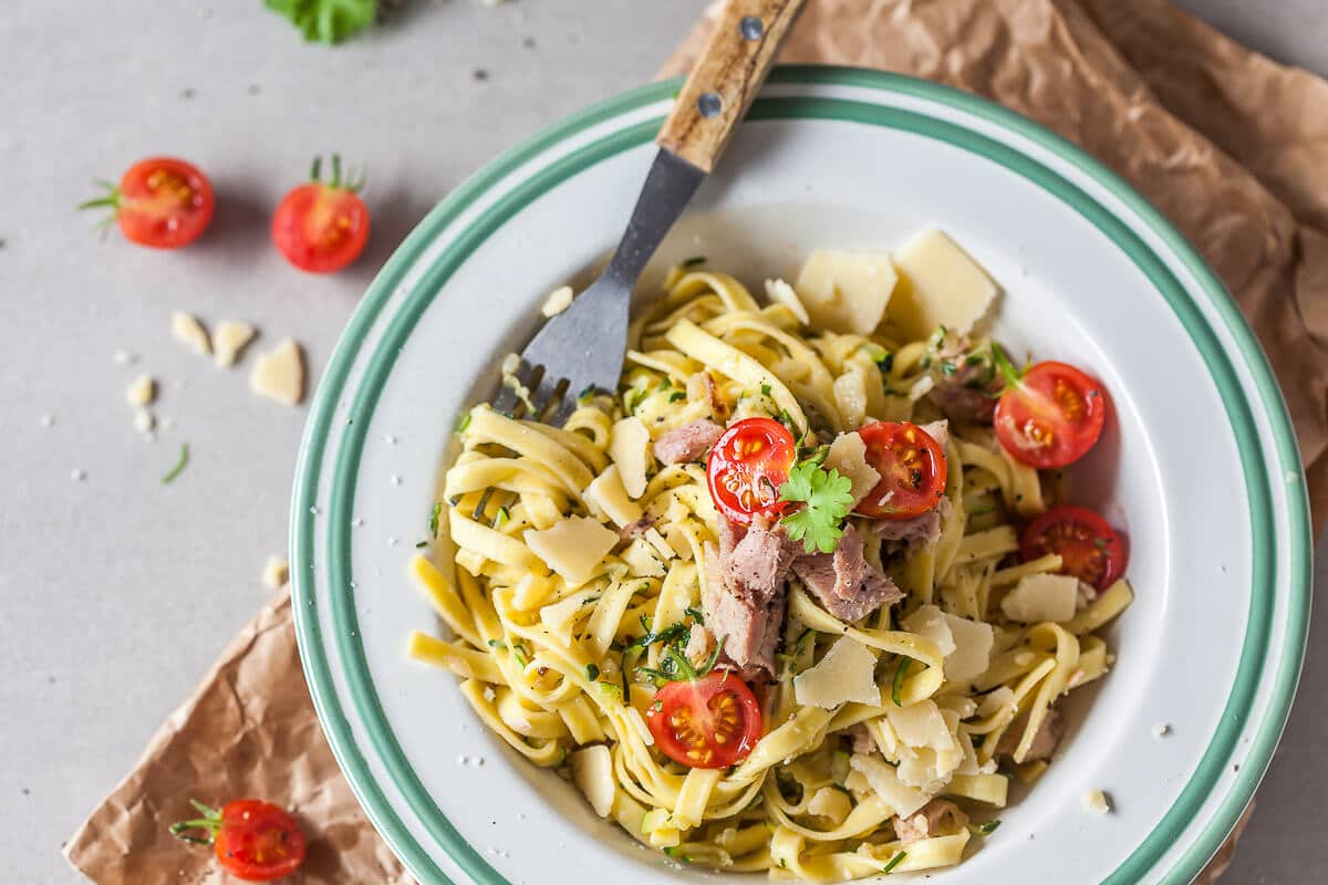 Delicious Zucchini Tuna Egg Noodles that are ready in just 15 minutes! This recipe is dairy-free. | Vibrant Plate