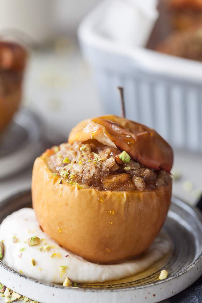 Vegan Cinnamon Baked Apples