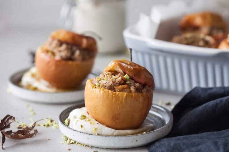 Vegan Cinnamon Baked Apples