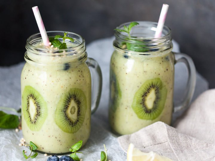 Kiwi Banana Smoothie with Blueberries - Vibrant plate