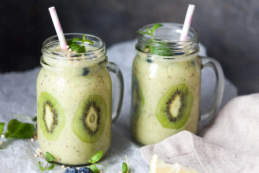 Kiwi Banana Smoothie with Blueberries