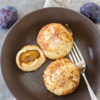 Sweet Dumplings with Plums