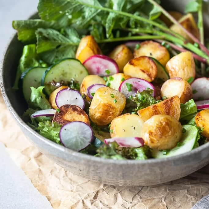 Spring Potato Salad with Balsamic Vinaigrette {Vegan} Vibrant plate