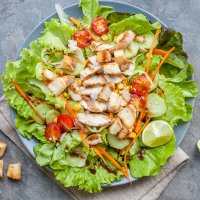 Grilled Chicken and Mixed Greens Salad