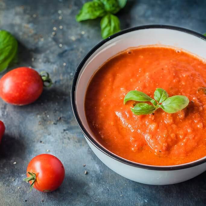 Simple Tomato Pasta Sauce Vibrant plate