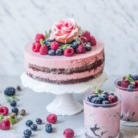 Vegan Raspberry Cream Cake