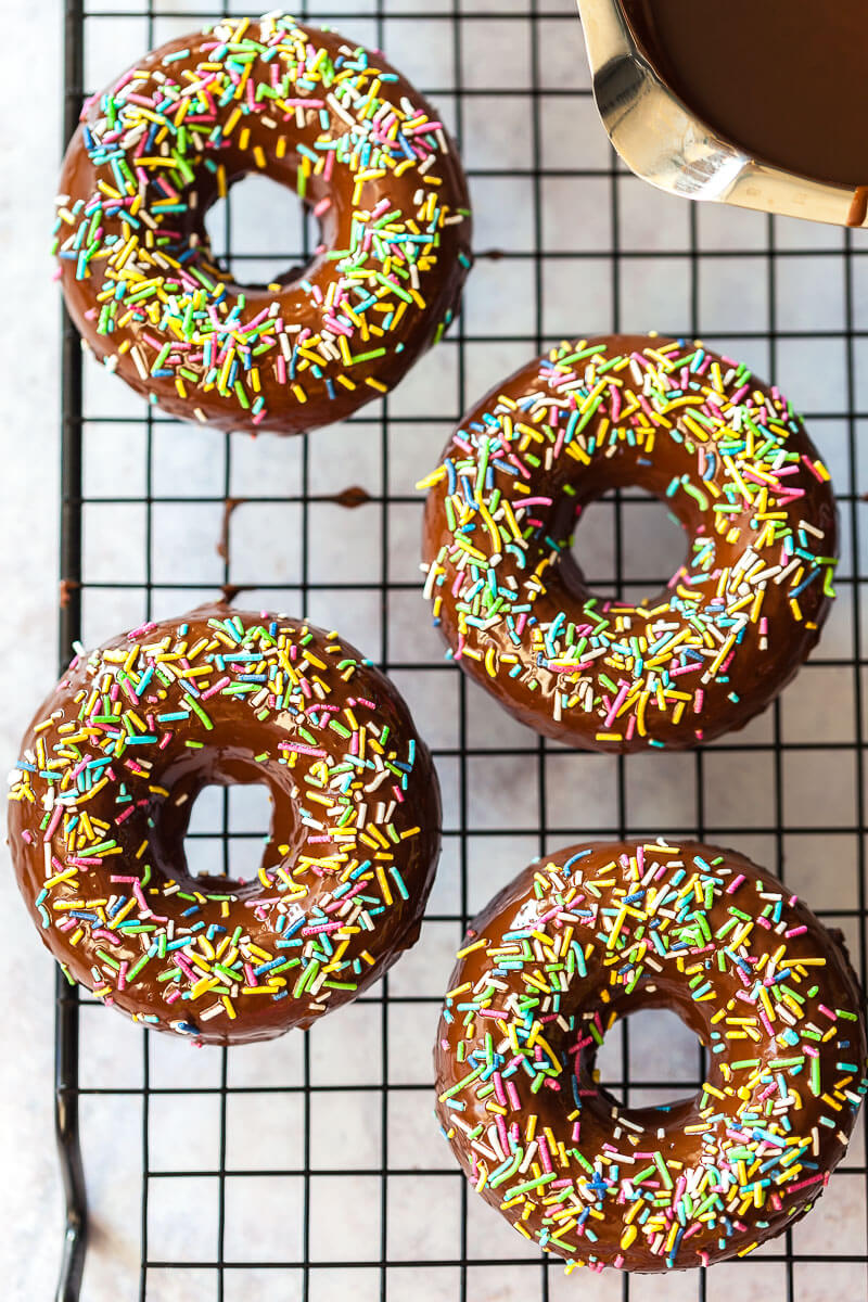 Healthy Vegan Chocolate Donuts