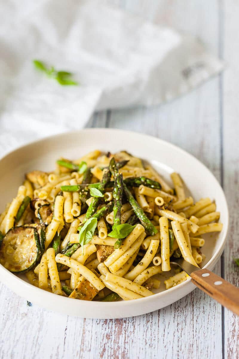 Vegan Green Pesto Pasta Salad