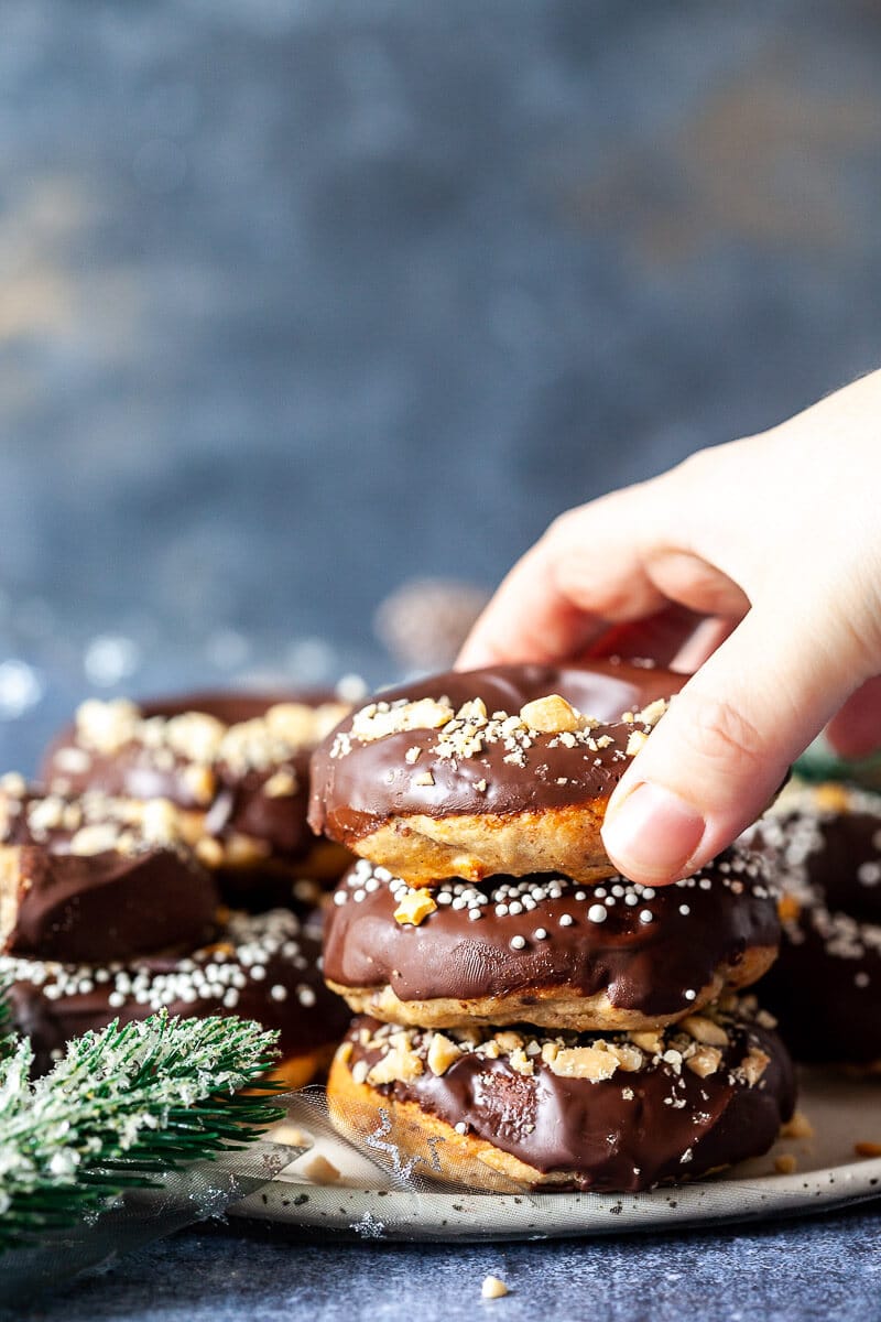 Baked Peanut Butter Banana Donuts