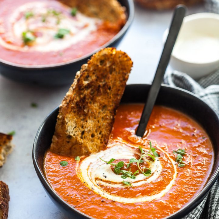 Easy Vegan Tomato Soup Recipe