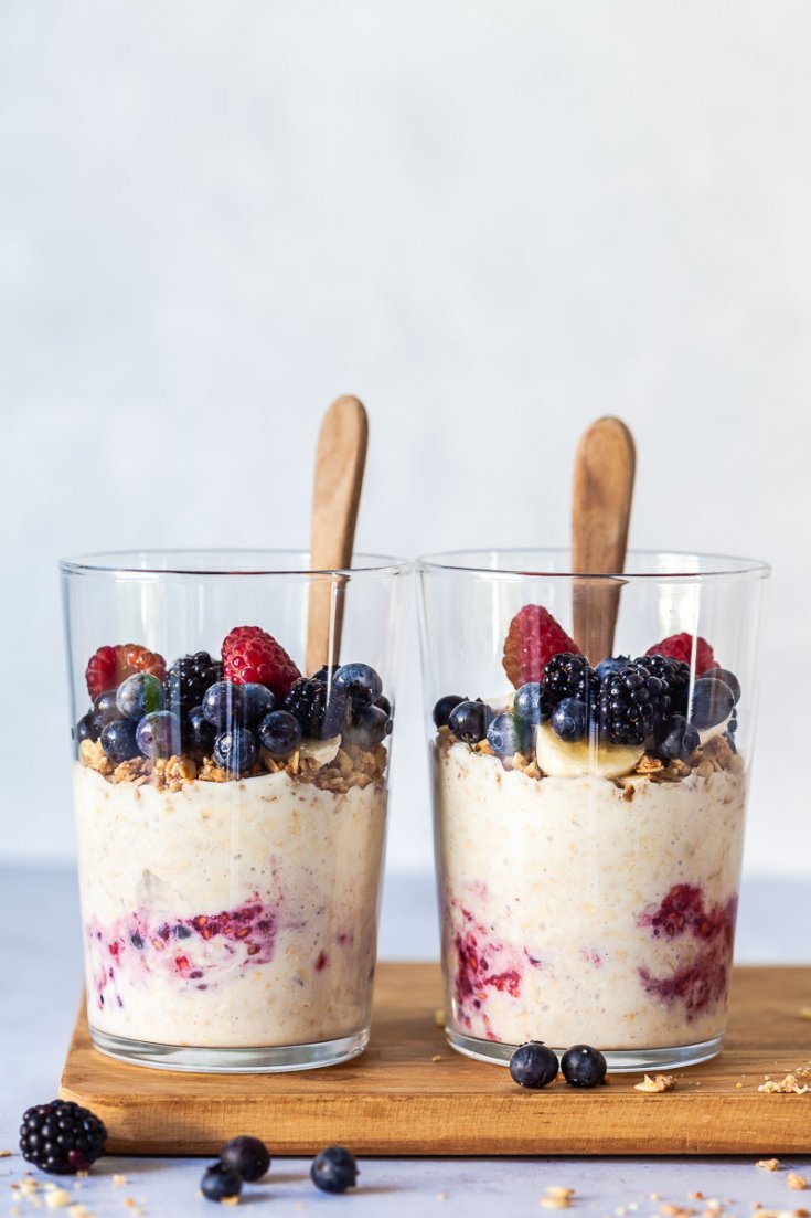 Yogurt & Berry Vegan Overnight Oats Vibrant plate