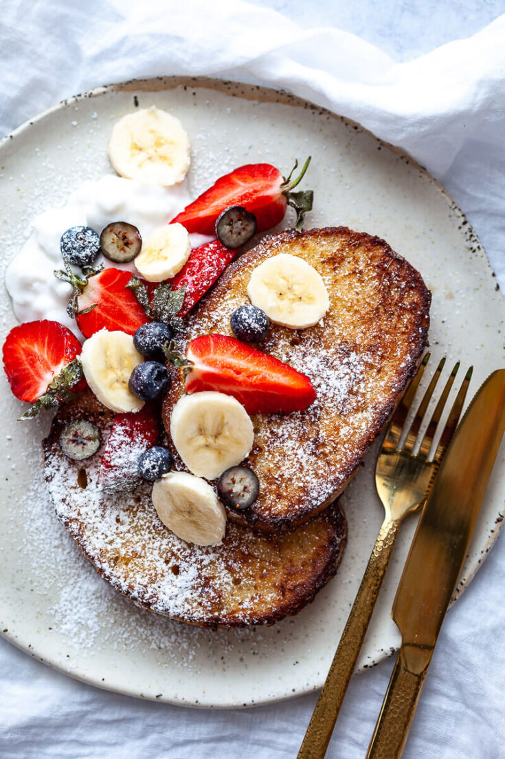 A super delicious and easy Dairy-Free French Toast Recipe made with plant-based milk and eggs. Perfect zero-waste breakfast.