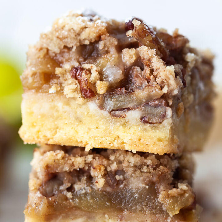 Salted Caramel Apple Crumb Bars