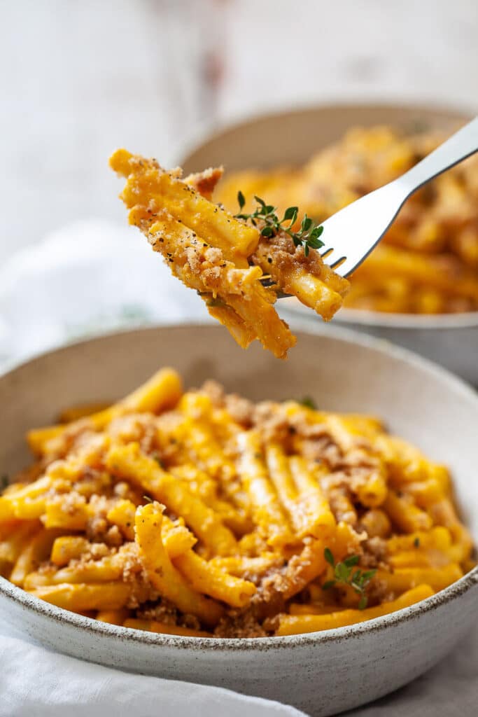 Vegan Pumpkin Mac and Cheese