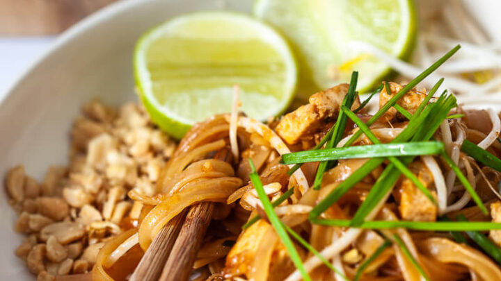 Easy Vegan Tofu Pad Thai