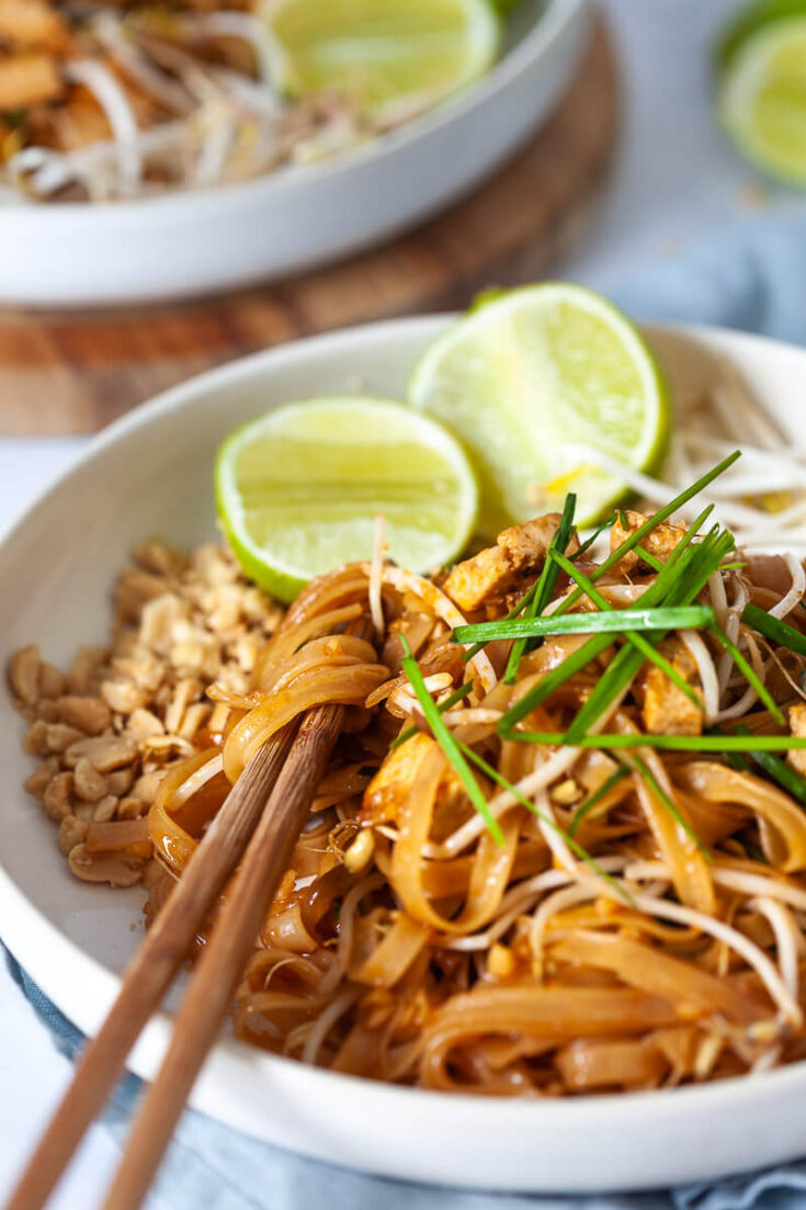 The Best Vegan Tofu Pad Thai Vibrant Plate easy-vegetarian-pad-thai-pinch-me-good-vegtarian-recipes-asian
