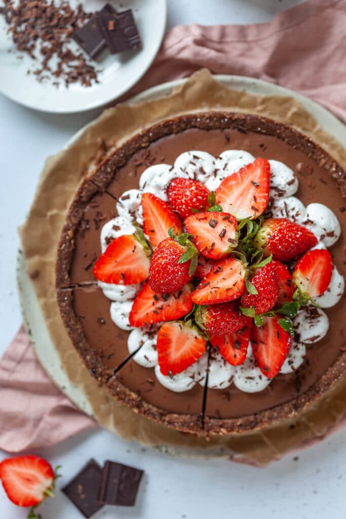 No-Bake Vegan Chocolate Pie