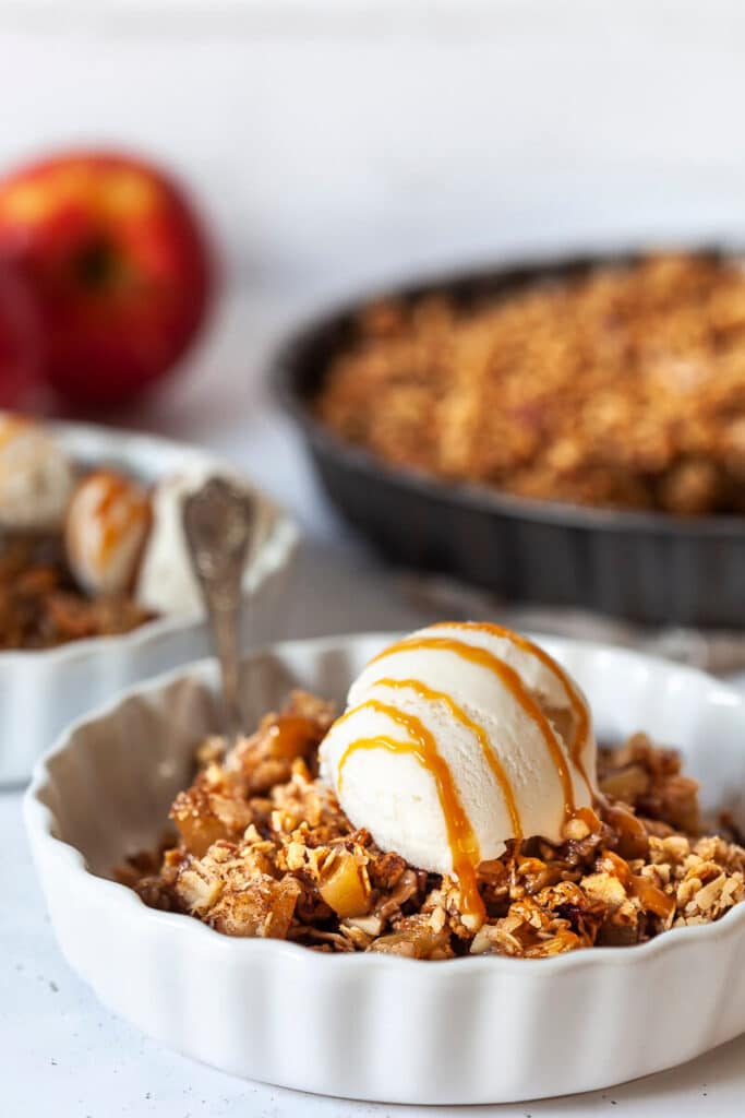 Easy Vegan Apple Crisp