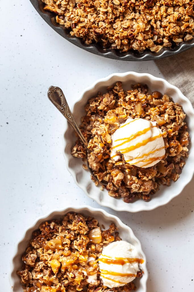 Easy Vegan Apple Crisp