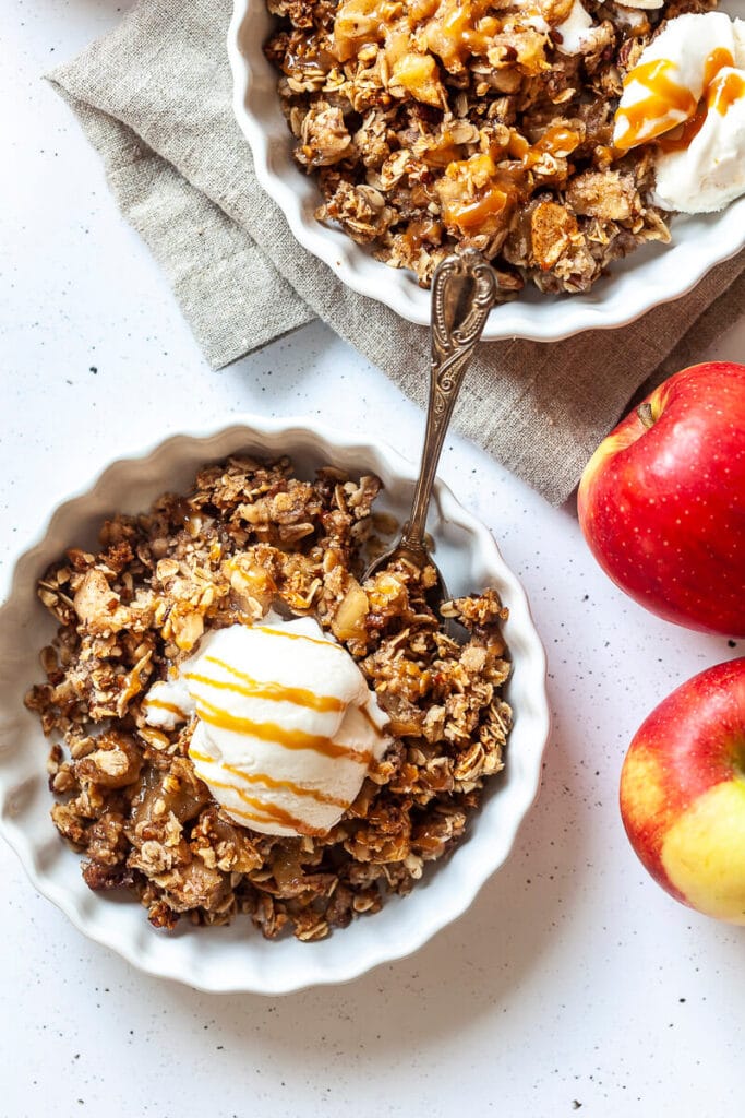 Easy Vegan Apple Crisp