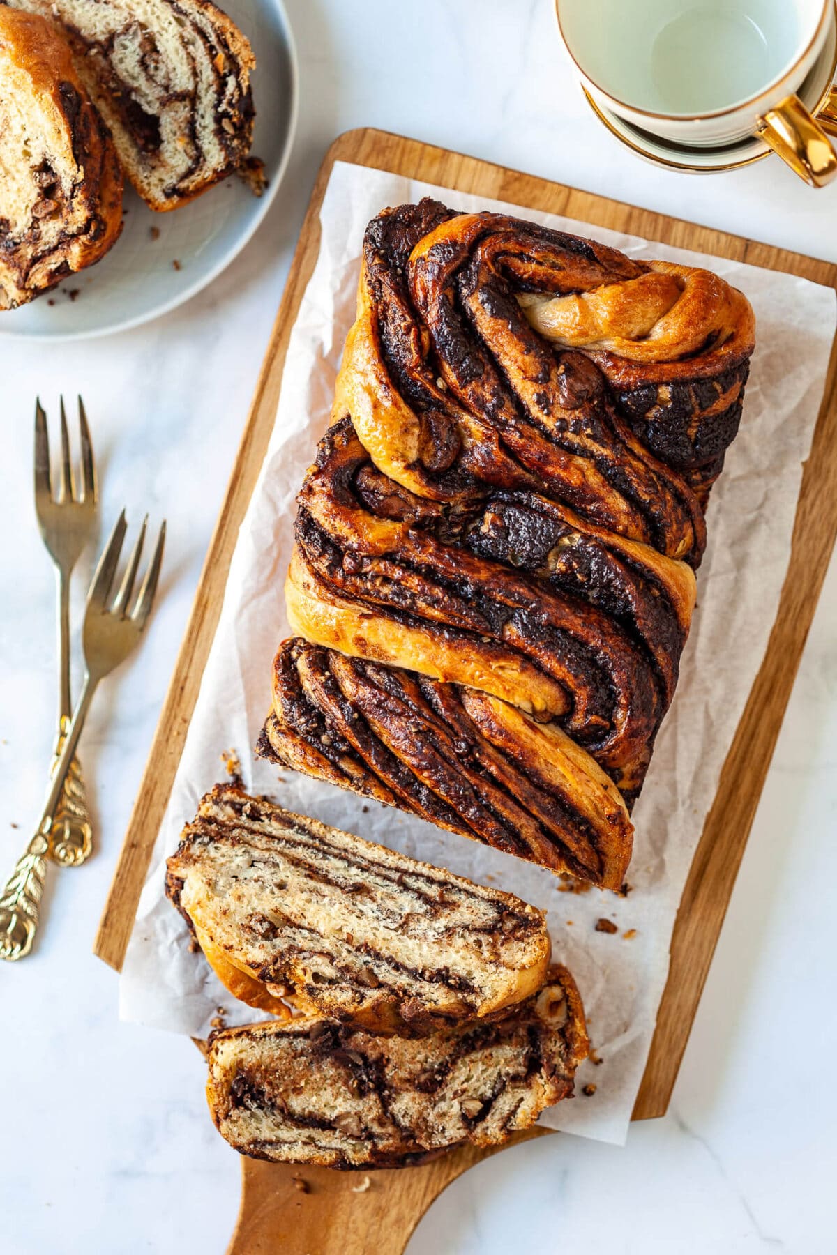 Easy Vegan Chocolate Babka Vibrant plate