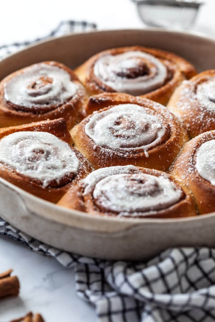 Easy Vegan Soft Cinnamon Rolls