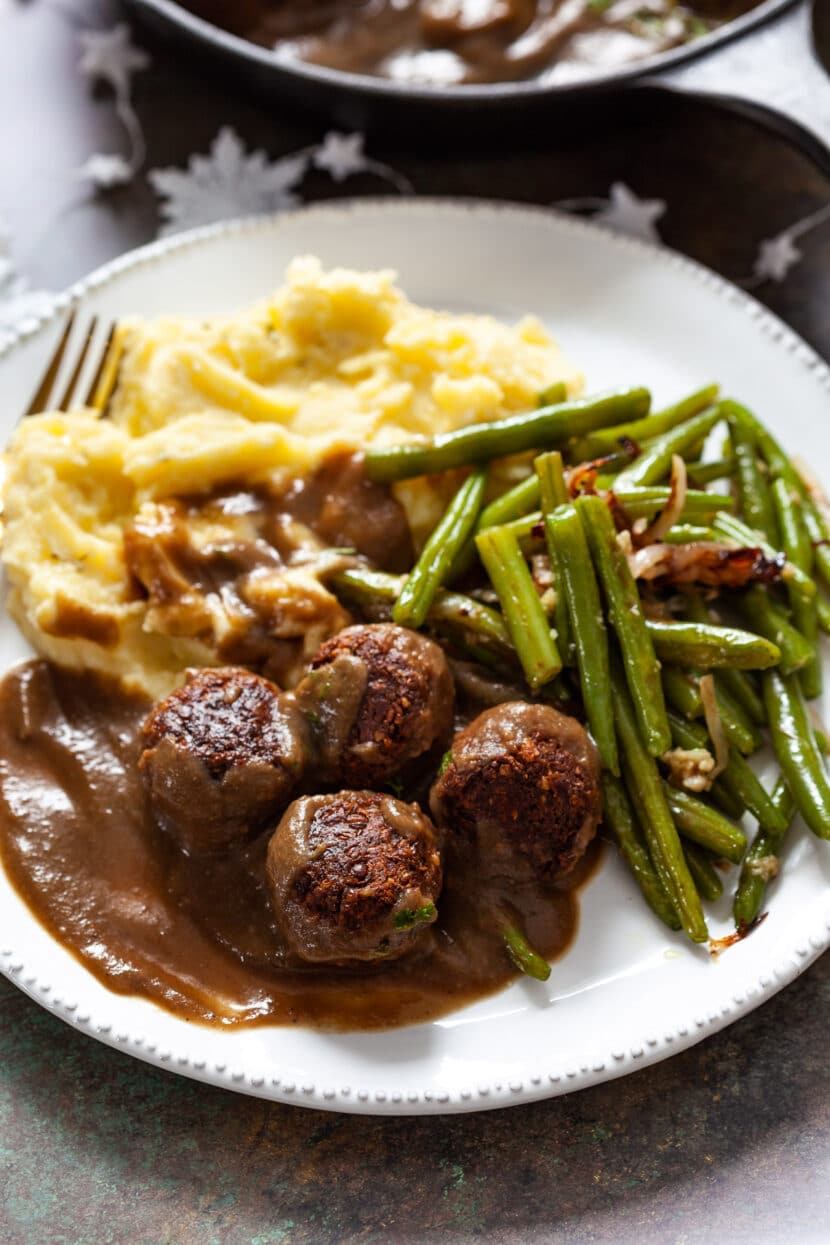 Vegan Lentil Meatballs with greens beans and mashed potatoes