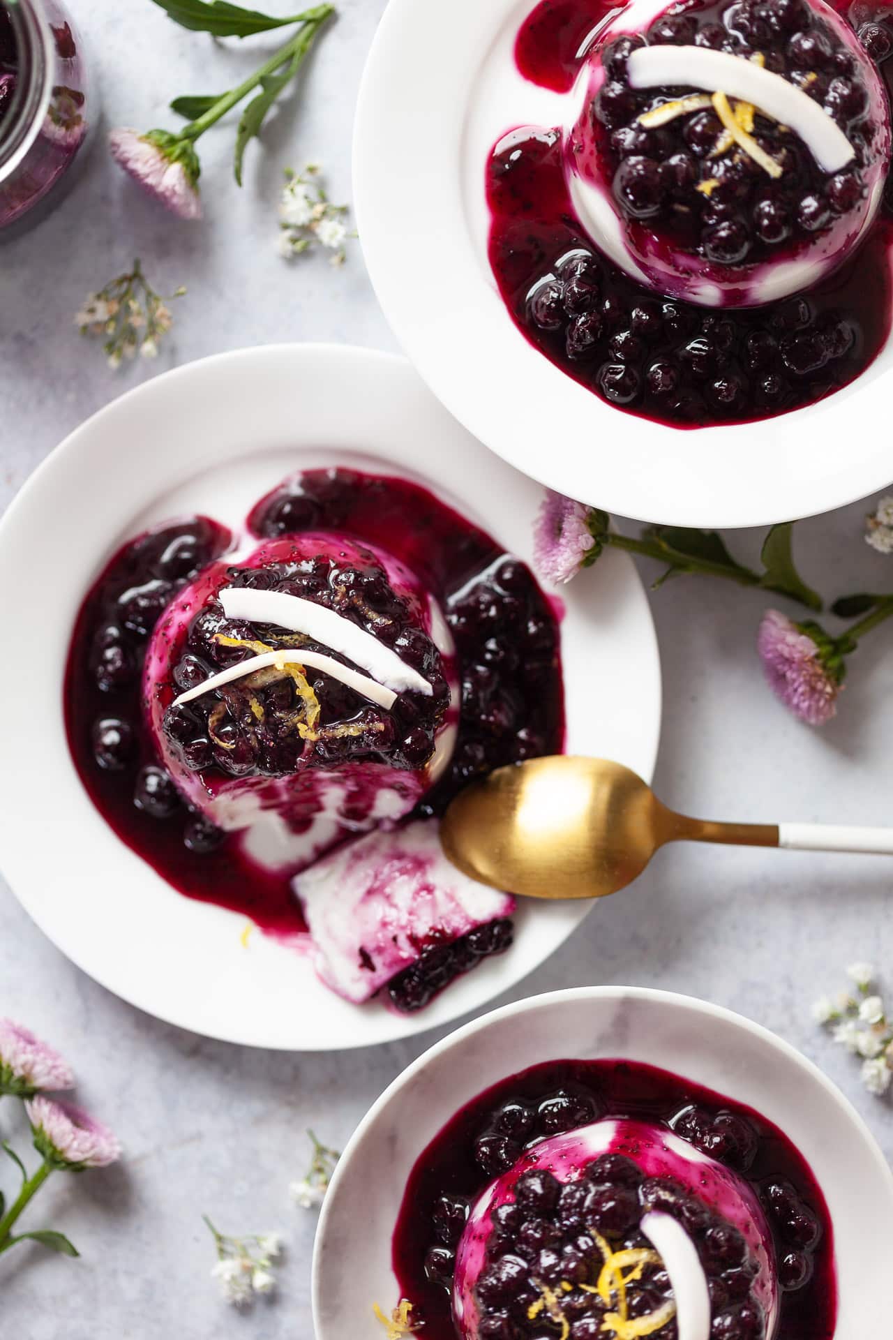 Vegan Panna Cotta with Blueberries