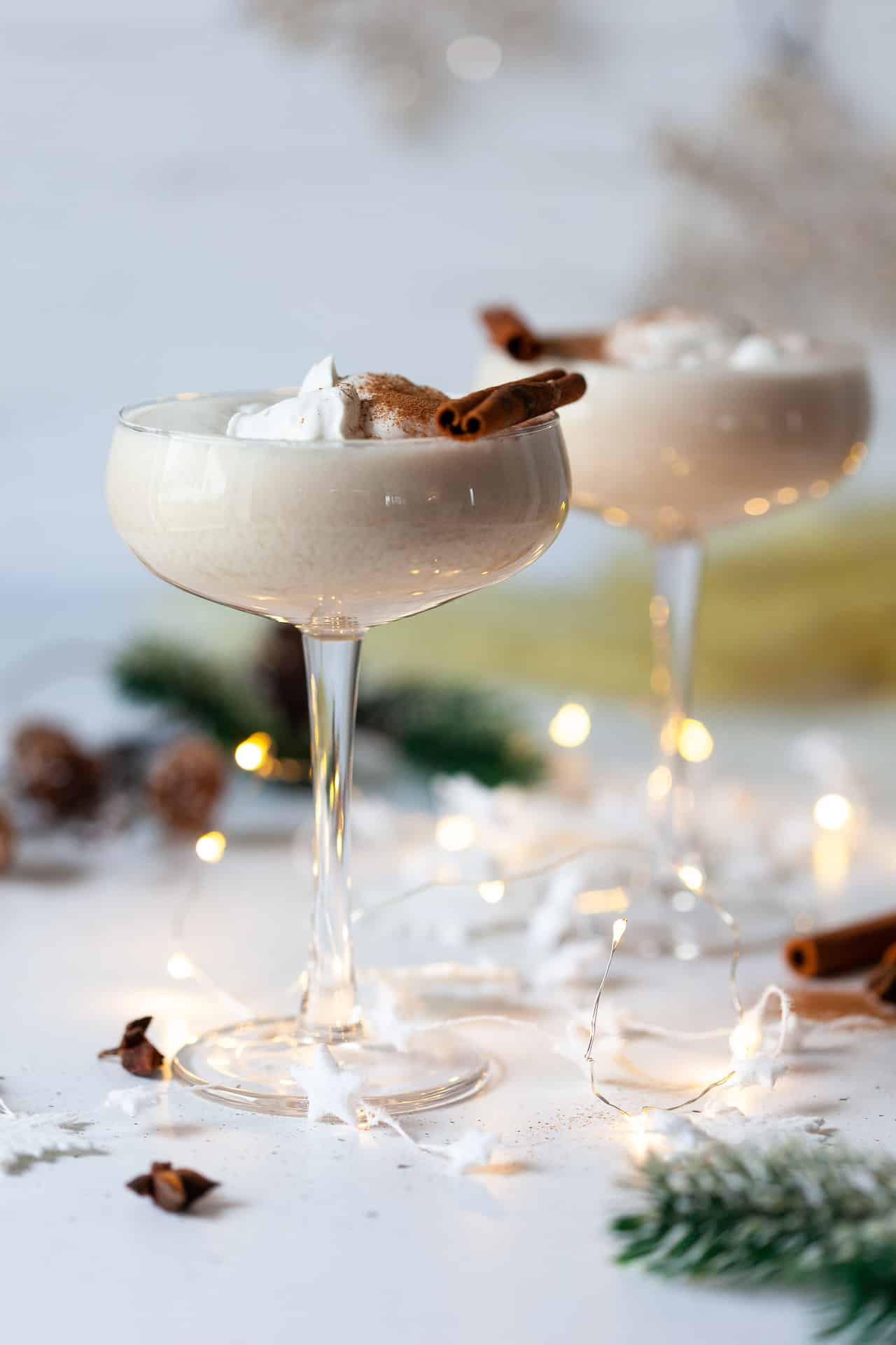 10-minute Easy Vegan Eggnog