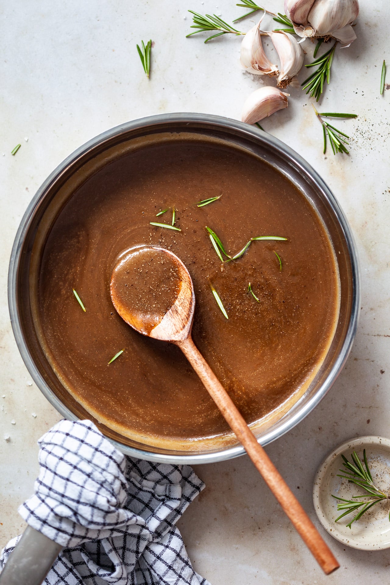 Easy Vegan Onion Gravy Recipe