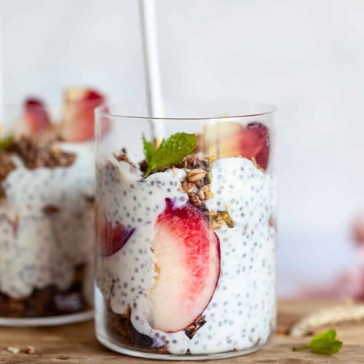 Vegan Peach Pie Chia Pudding