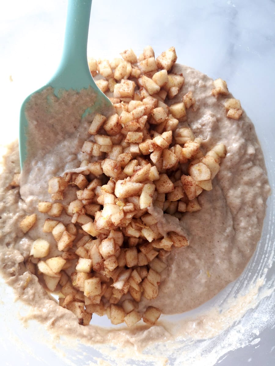 How to make Baked Apple Cinnamon Donuts