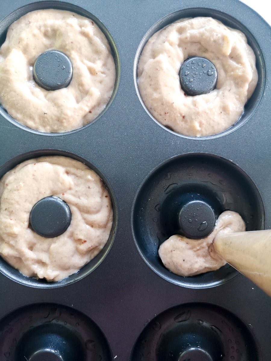 How to make Baked Apple Cinnamon Donuts