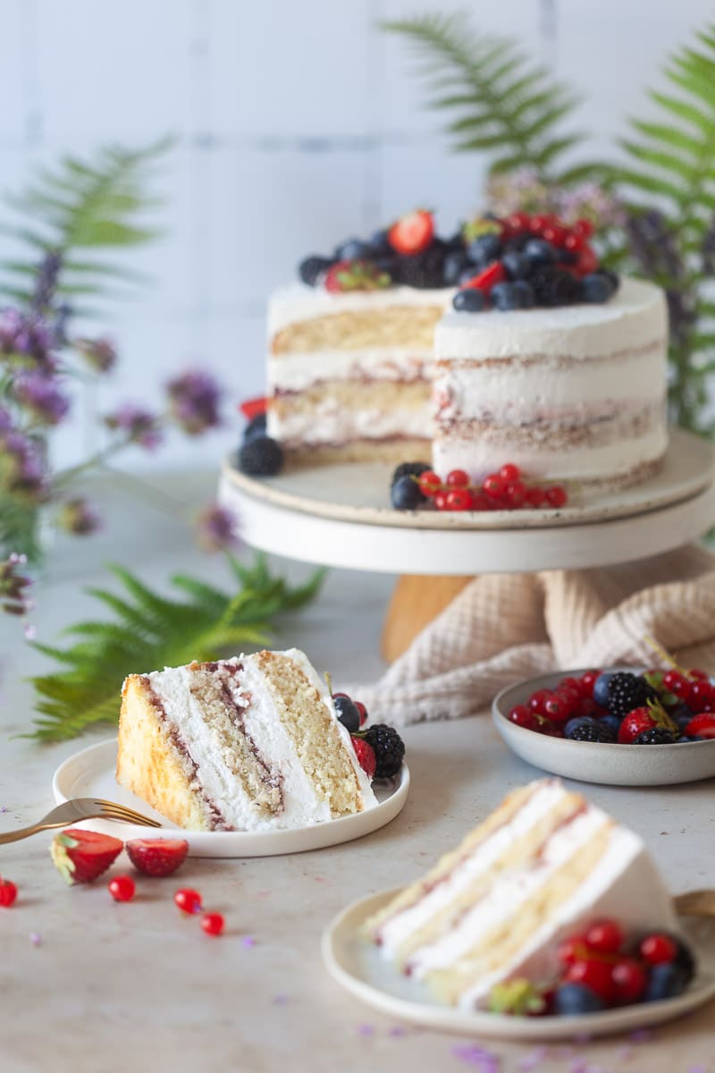 Vegan Vanilla Berry Cake
